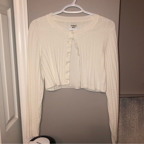 Aritzia Sweaters - Sunday Best Izzy Cardigan